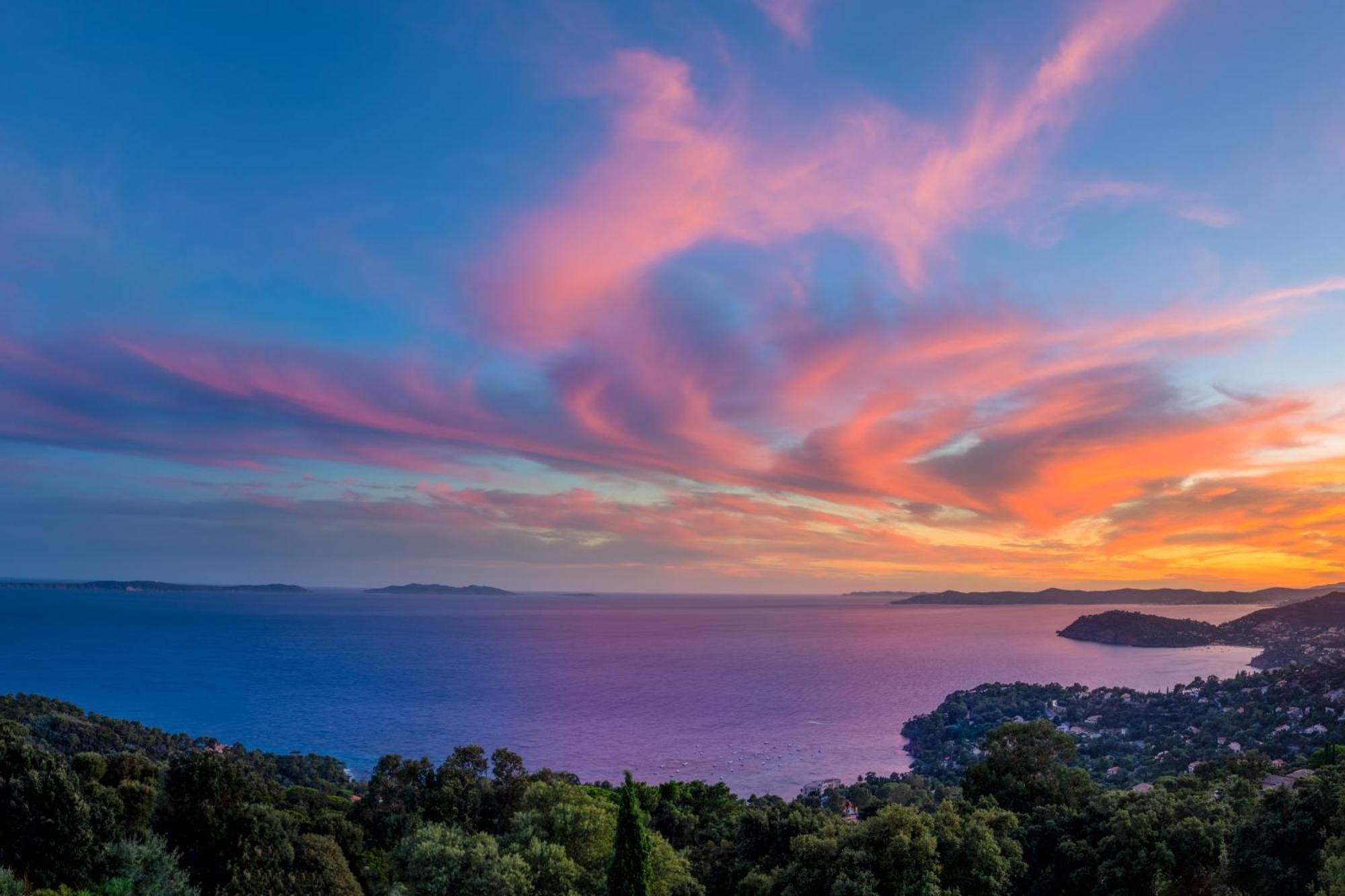 Vistazur Luxueux appartement avec terrasse et piscine Le Le Rayol-Canadel-sur-Mer Extérieur photo
